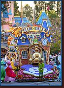 - Disneyland 05/29/06 - By Britt Dietz -  - 
