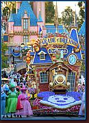 - Disneyland 05/29/06 - By Britt Dietz -  - 