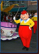 - Disneyland 05/29/06 - By Britt Dietz -  - 