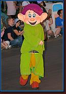 - Disneyland 05/20/08 - By Britt Dietz - Parade of Dreams - 